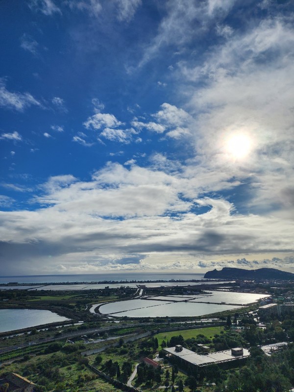 보나리아 성모 성지 성당(들어가기 전후의 날씨의  변화).