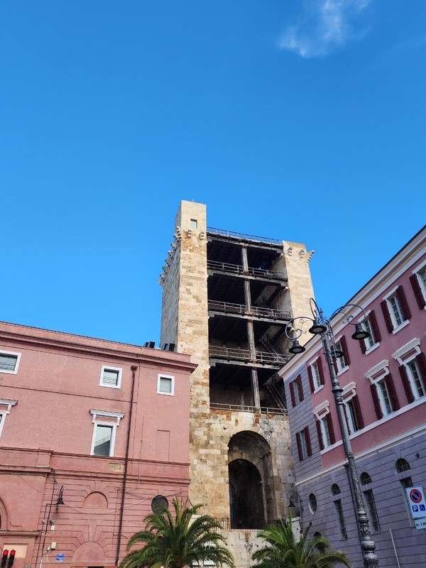 산 판크라치오 탑.