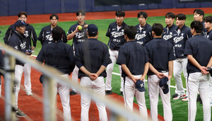 한일야구 1차전 경기 스케치